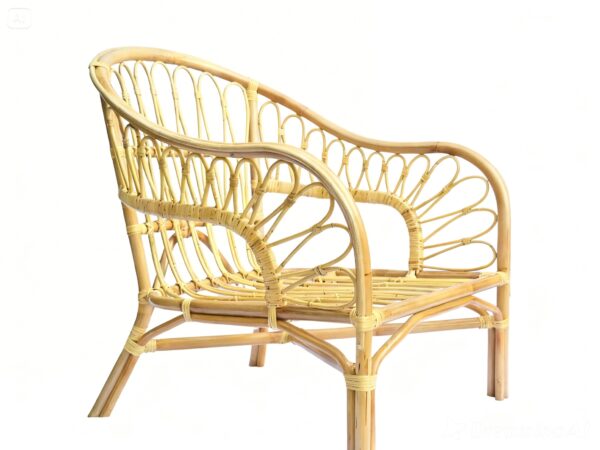 Aries Lounge Chair