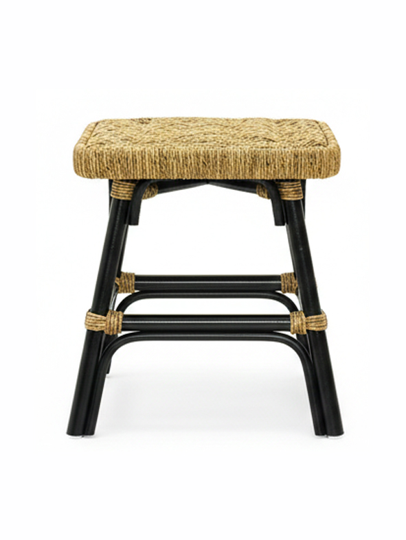 Chayra Stool