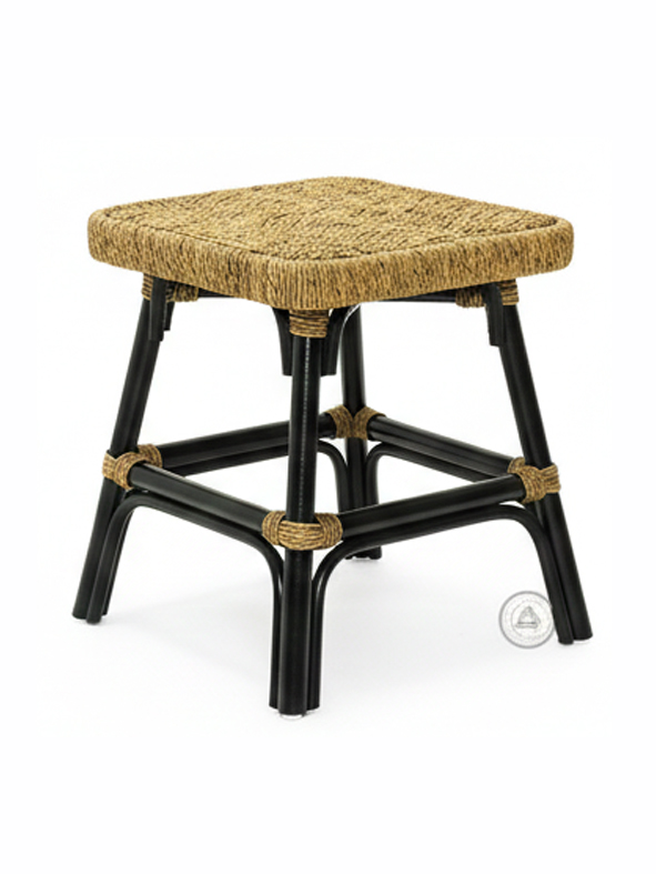 Chayra Stool