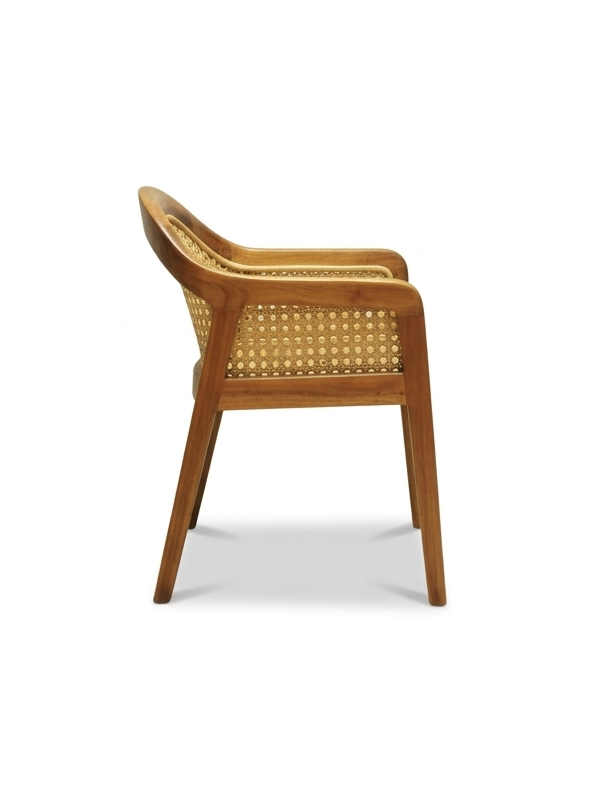 Ovra Chair
